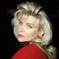 Gennifer Flowers mengaku pernah memiliki hubungan terlarang dengan Bill Clinton