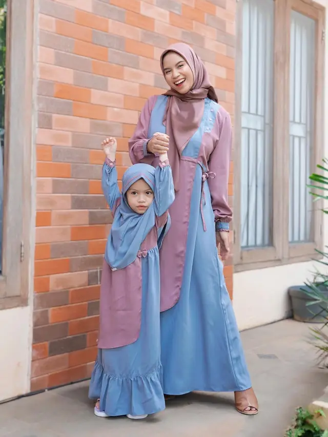 6 Inspirasi Gamis ala Nesyana Ayu Istri Ben Kasyafani,