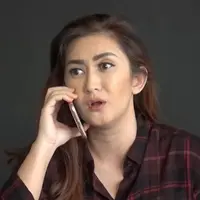 Nafa menceritakan pertama kali dirinya geram ketika ada pedofilia yang mengincar anaknya, Mikhaela.