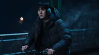 Park Hae Soo dalam drakor Karma. (Netflix via Soompi)