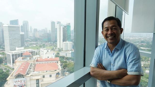 Aji Santoso bicara tentang persiapan Indonesia U-23 menghadapi SEA Games 2015 Singapura di kantor Bola.com, beberapa waktu lalu. 