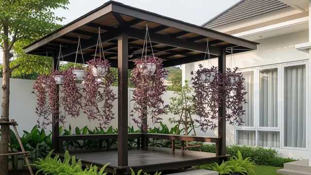13 Tanaman yang Cocok Digantung di Gazebo, Hadirkan Suasana Teduh Alami