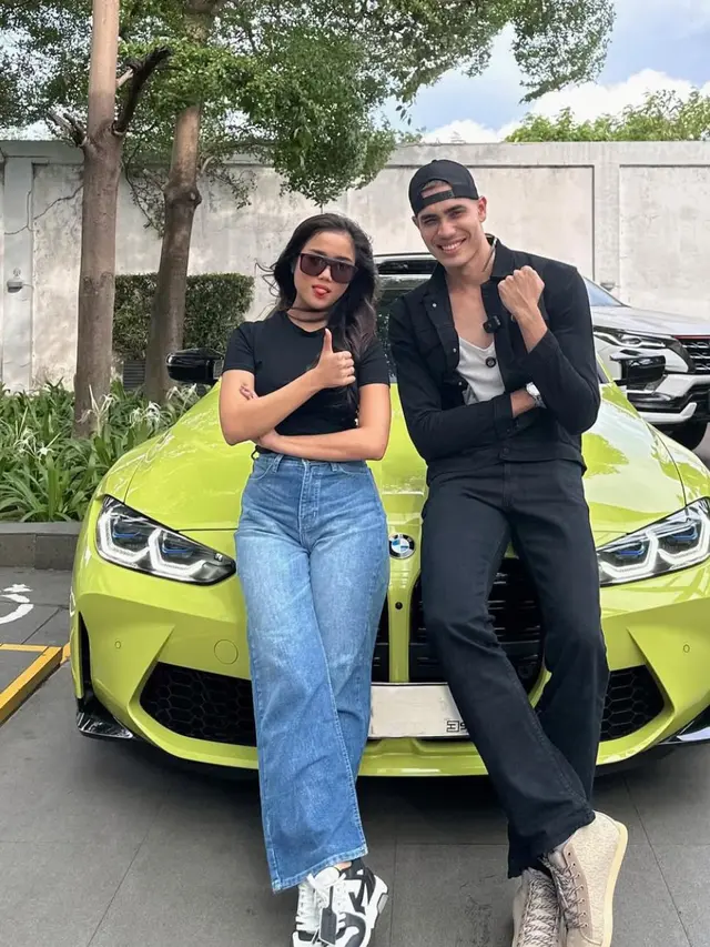 Fuji Perdana Pamer Foto Bareng Aisar Khaled, Komentar Fadly Faisal Auto Jadi Sorotan (credit: https://www.instagram.com/aisar_khaledd/).