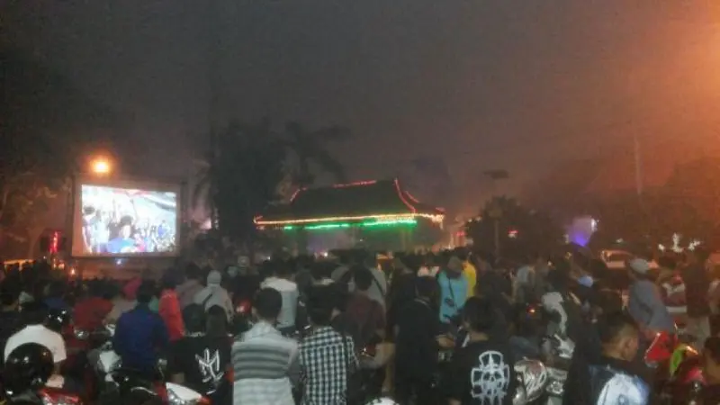 Nobar di Palembang (Nefri Inge)