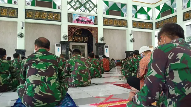 Melihat Salat Jumat Di Mabes TNI AU di Masa Transisi New Normal