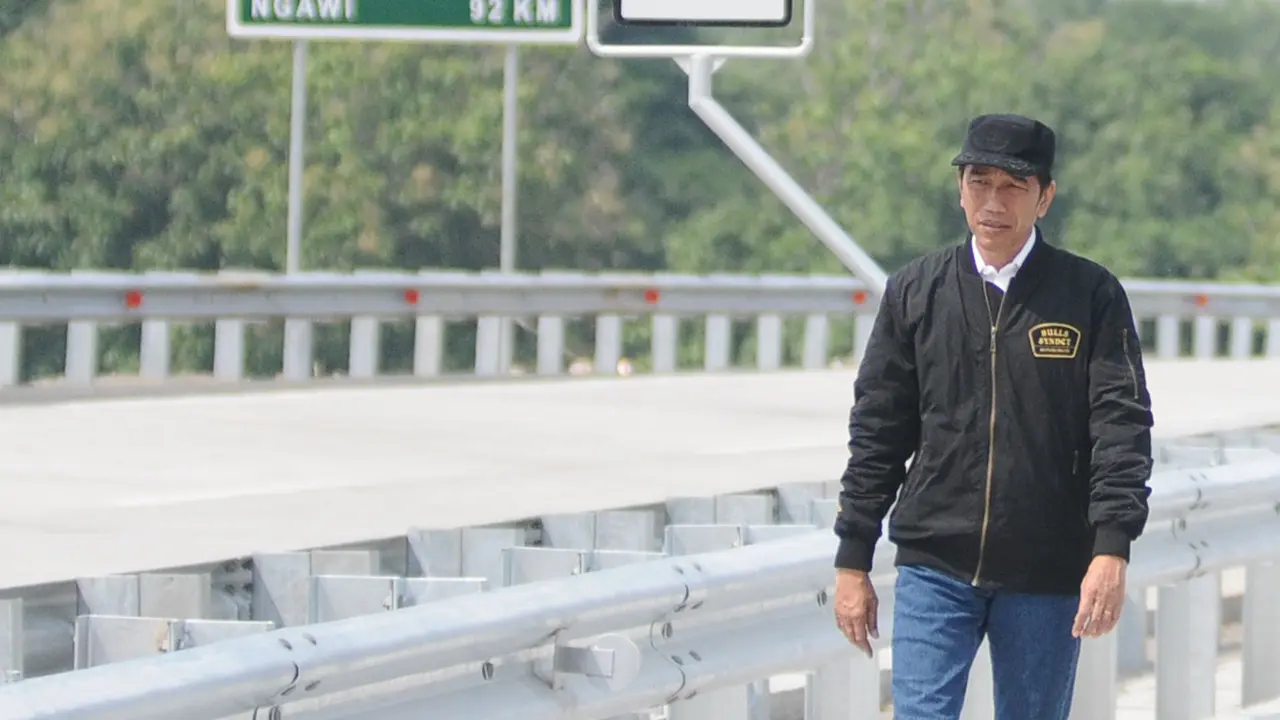 Presiden Jokowi Resmikan 4 Ruas Tol Trans Jawa