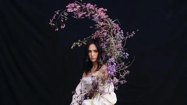 Potret Mariana Renata Tampil Nyentrik (credit: instagram/marianardantec)