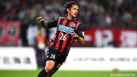 Klub Irfan Bachdim di J2-League 2015, Consadole Sapporo, akan berganti nama mulai 1 Februari 2016. (J-League)