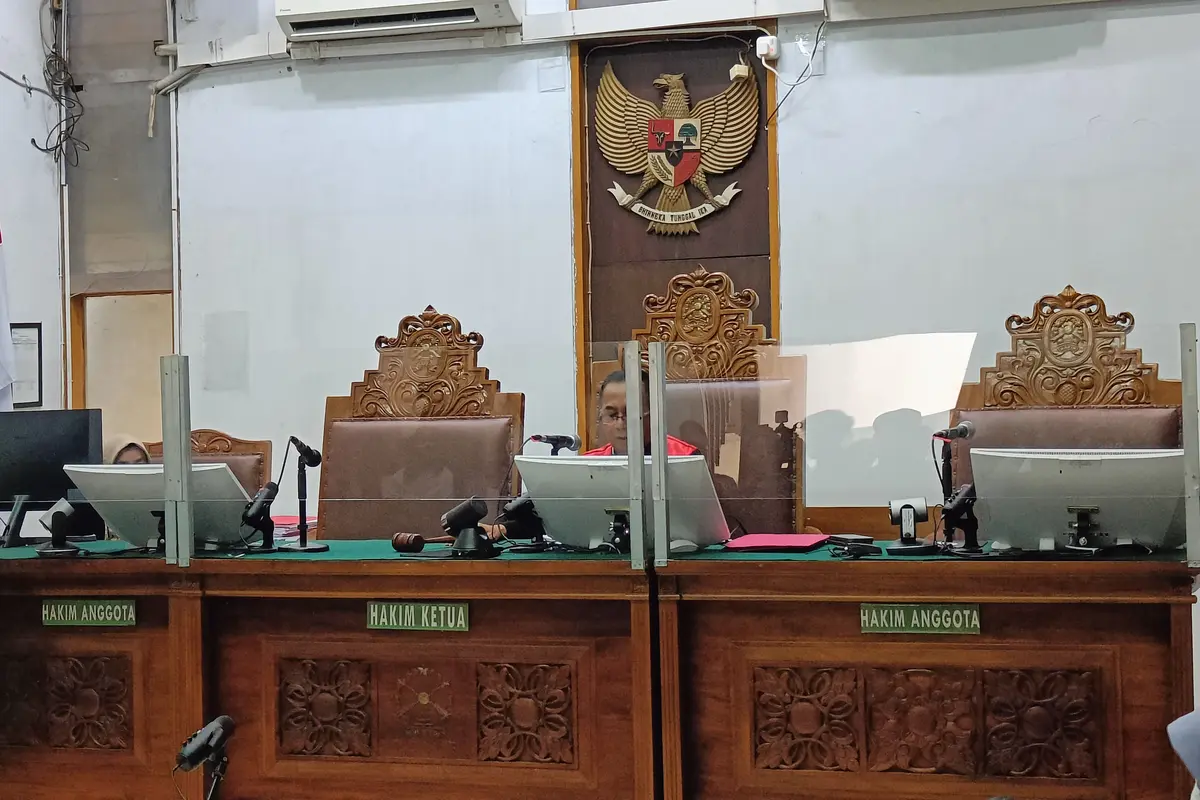 sidang putusan praperadilan MAKI melawan Komisi Pemberantasan Korupsi (KPK).