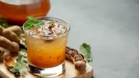 Es Asem Gula Jawa, Minuman Sehat untuk Menyegarkan Hari Panas Anda