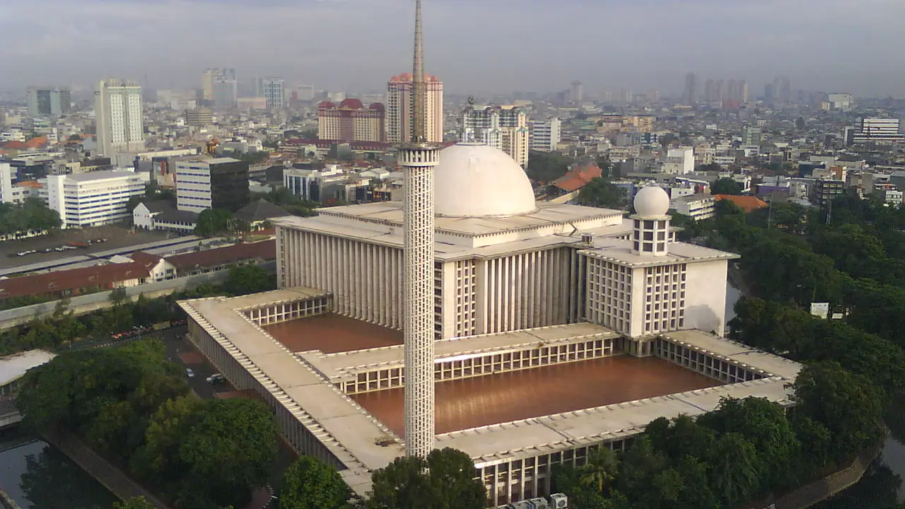 [Bintang] Soekarno, Sosok DiBalik Arsitektur Bangunan Ciamik Berikut