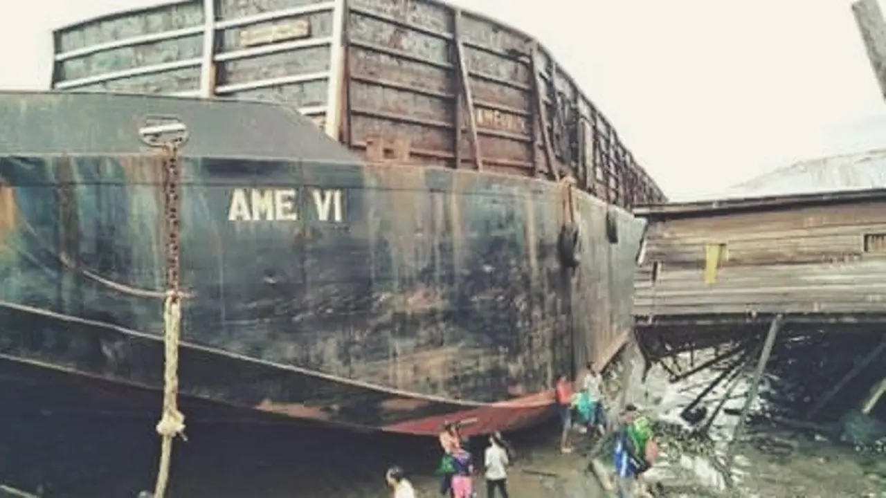 Kapal Tongkang
