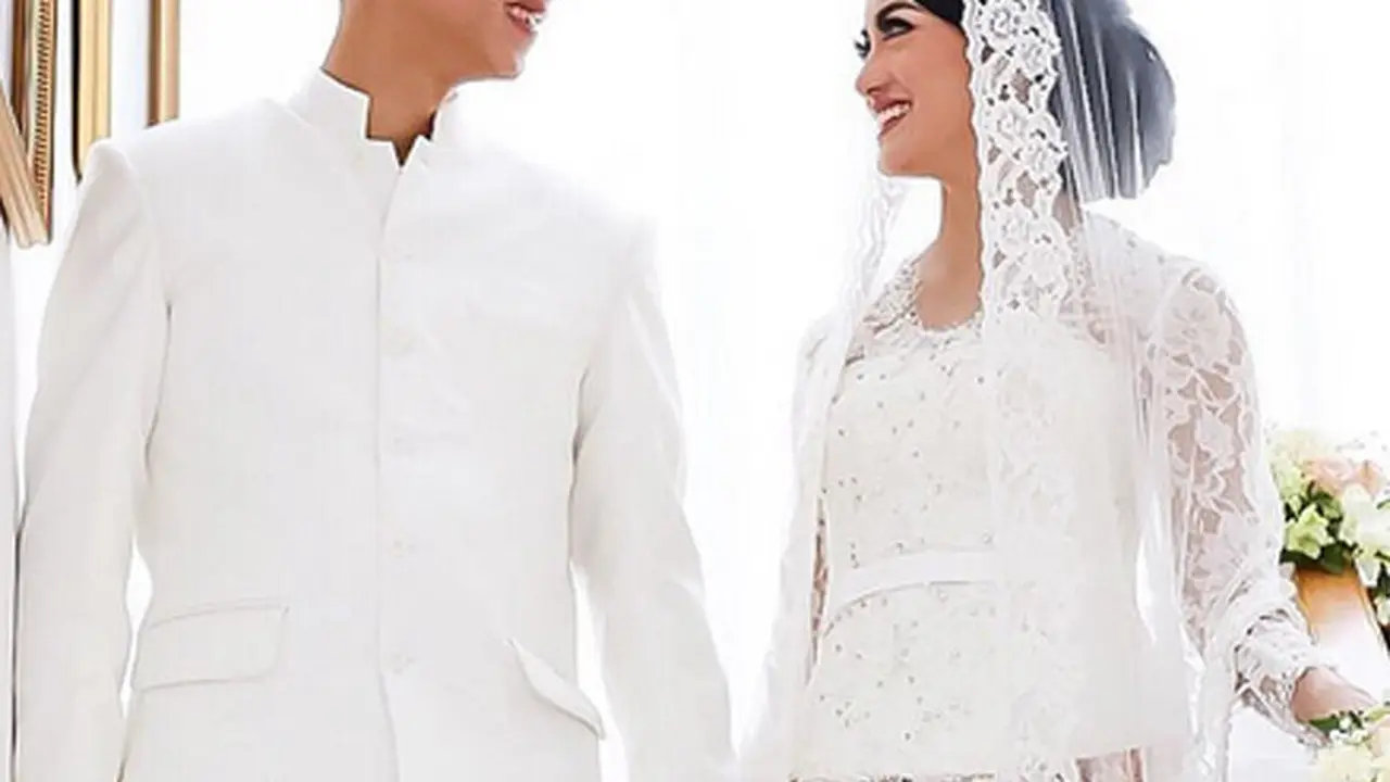 Fery Wijaya dan Ririn Ekawati
