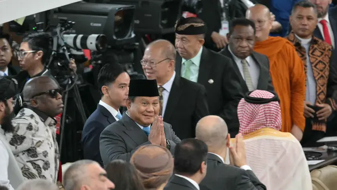 Prabowo Hampiri dan Salami SBY, Jokowi hingga Try Sutrisno Usai Pidato Kenegaraan Sidang Tahunan