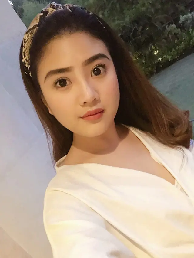 [Fimela] Pesona Valencia Tanoesoedibjo