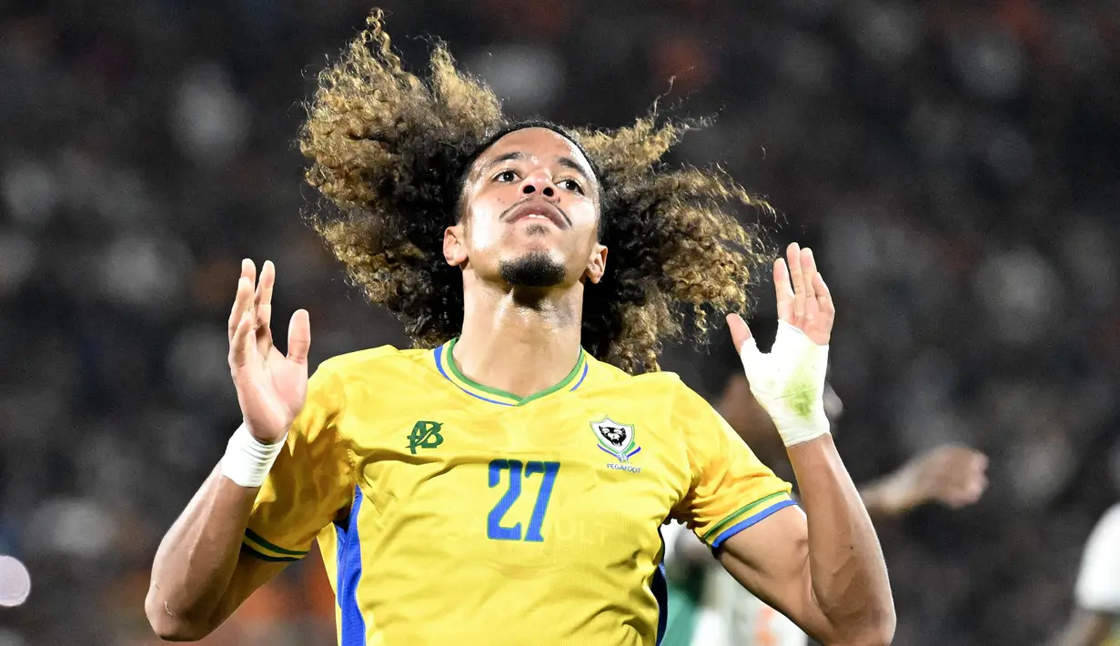 Keputusan tersebut diambil setelah Timnas Gabon gagal total di Piala Afrika 2025. (AFP/Khaled Desouki)