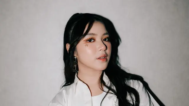 Tiara Andini