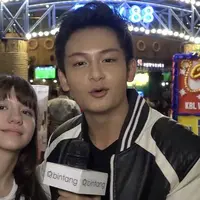 Randy Martin dan Cassandra Lee mendapatkan izin untuk pacaran dari orangtuanya. Untuk menjaga kepercayaan, Randy pun punya batasan-batasan.