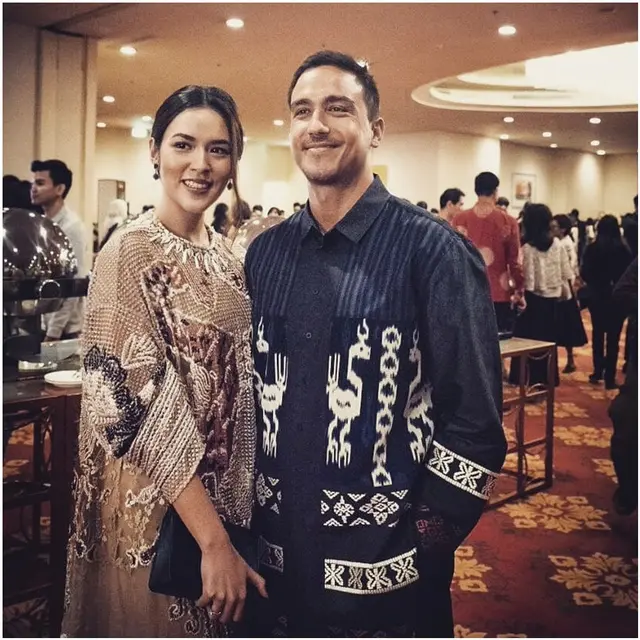 6 Potret Raisa dan Hamish Daud di Awal Pernikahan, Dulu Disebut Hari Patah Hati Nasional