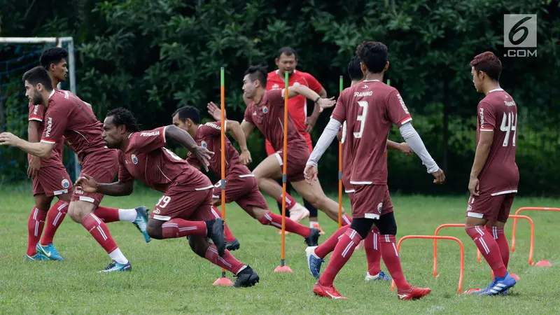 Latihan Perdana Ivan Kolev Bersama Persija Jakarta