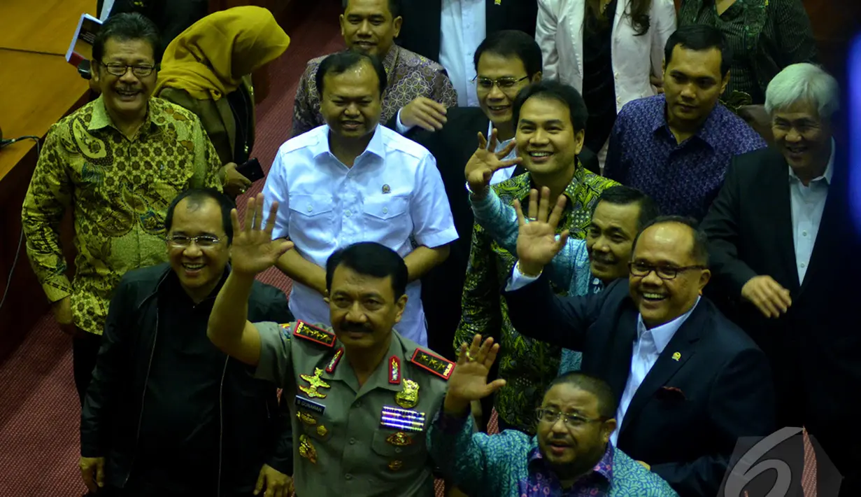 Komjen Pol Budi Gunawan usai mengikuti uji kelayakan dan kepatutan di ruang Komisi III DPR RI, Senayan, Jakarta, Rabu (14/1/2015). (Liputan6.com/Faisal R Syam)