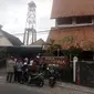 Sultan Yogyakarta, Hamengku Buwono X meminta maaf atas insiden penyerangan Gereja Santa Lidwina yang mengakibatkan empat orang terluka. (Liputan6.com/Yanuar H)
