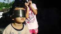 Meski Nyepi, Warga Bali Tetap Saksikan Gerhana Matahari