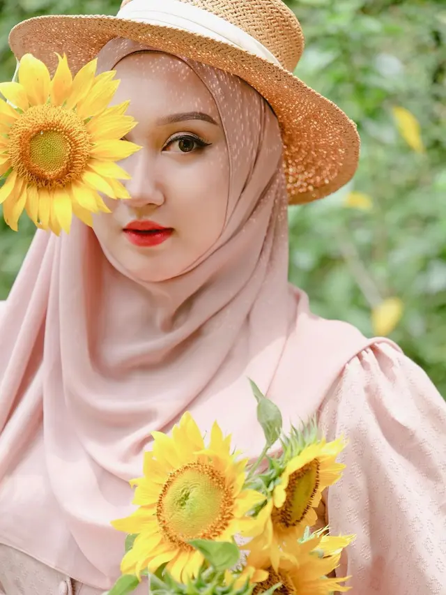 Selain Amel, Ini Potret Perempuan yang Juga Disebut Mirip Nike Ardilla