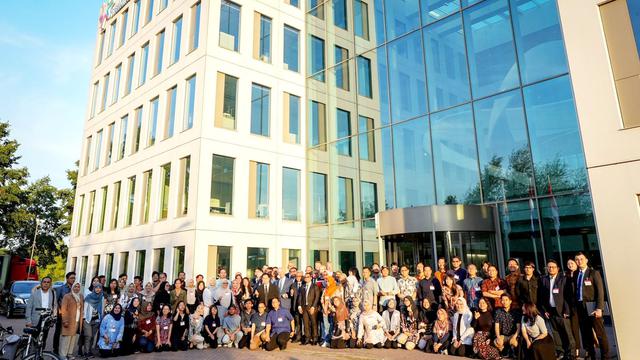 Holding Perkebunan Nusantara PTPN III (Persero) bekerja sama dengan ID Food, HVA International B.V dan Frisian Flag Indonesia