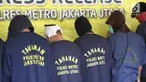 Satu dari empat penari striptease dalam pesta seks gay di ruko Atlantis Gym di Kelapa Gading, mengaku masih berstatus sebagai mahasiswa