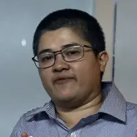 Kabar pernikahan sejenis yang dilakukan oleh pemeran Celine Evangelista dengan Bacil alias Intan mulai terungkap. Lantas apa reaksi Bacil yang dikabarkan menikah dengan Celine Evangelista?  (Basyir Latifan/bintang.com)