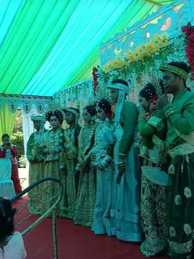 saudara kembar 4 menikah bersamaan