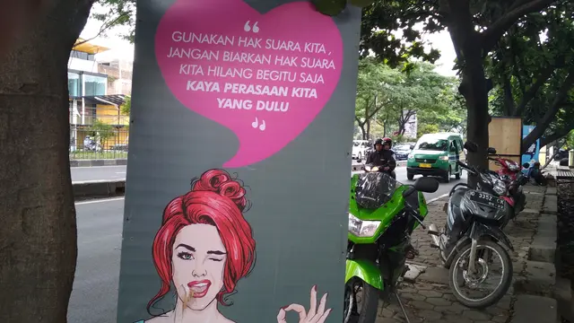 KPU Kota Bandung melakukan kampanye sosialisasi ramah teks kepada masyarakat pada Pilwalkot 2018 (Liputan6.com/ Arie Nugraha)