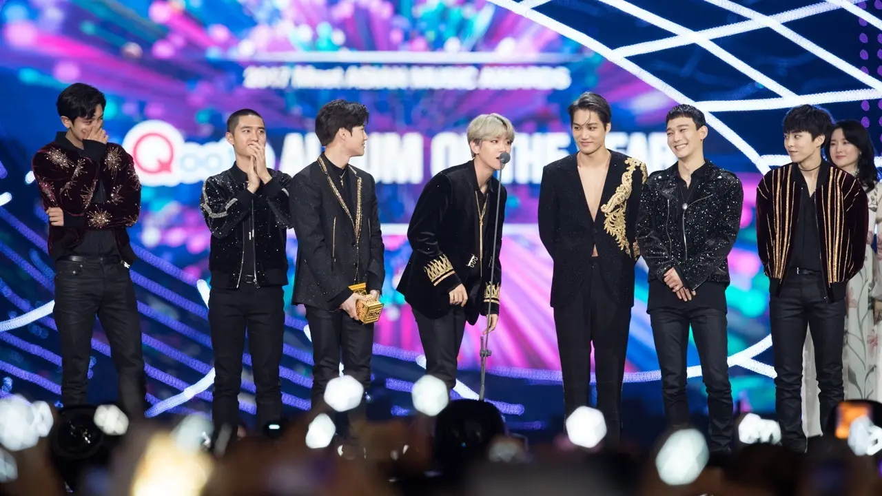 EXO