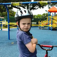 Melatih kontrol emosi anak berpengaruh pada kehidupannya di masa depan. (Foto: Unsplash/Mick Haupt)