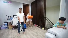 Menikah pada 17 Oktober 2014, Nagita Slavina dan Raffi Ahmad beberapa waktu lalu merayakan anniversary ke-8. Bahkan, acara anniversary Raffi dan Gigi berlangsung begitu meriah. (Liputan6.com/YouTube/Rans Entertainment)
