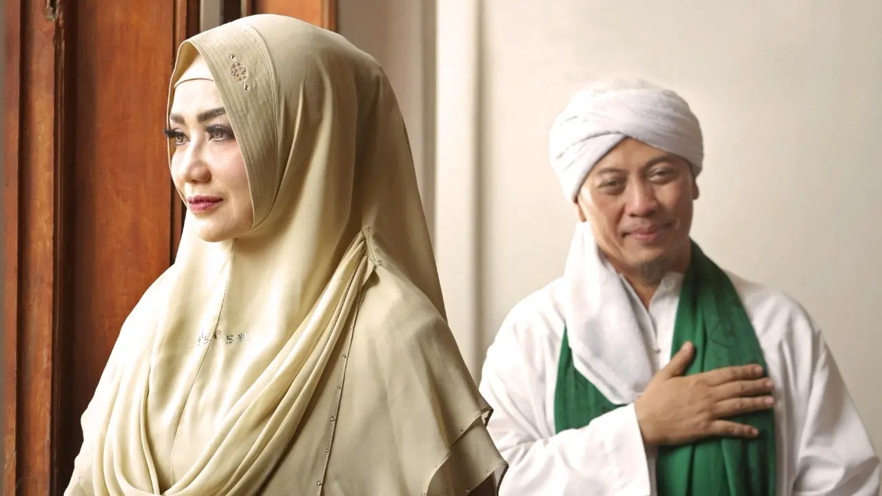 [Fimela] Duet Opick dan Reza Artamevia