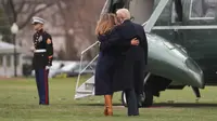 Donald Trump Tak Akan Hadiri Pemakaman Mantan First Lady Barbara Bush