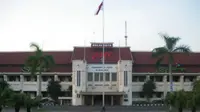 Balai Kota Surabaya (Kemdikbud.go.id)