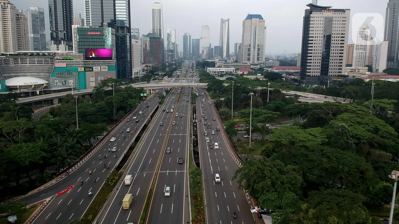 Jalanan Ibu Kota Lengang