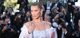 Bella Hadid di Film Festival Cannes 2026. OLIVIER CHASSIGNOLE / AFP