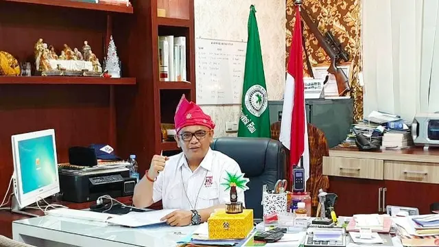 Ketua DPP Umum Asosiasi Petani Kelapa Sawit atau Apkasindo Gulat Medali Emas Manurung.