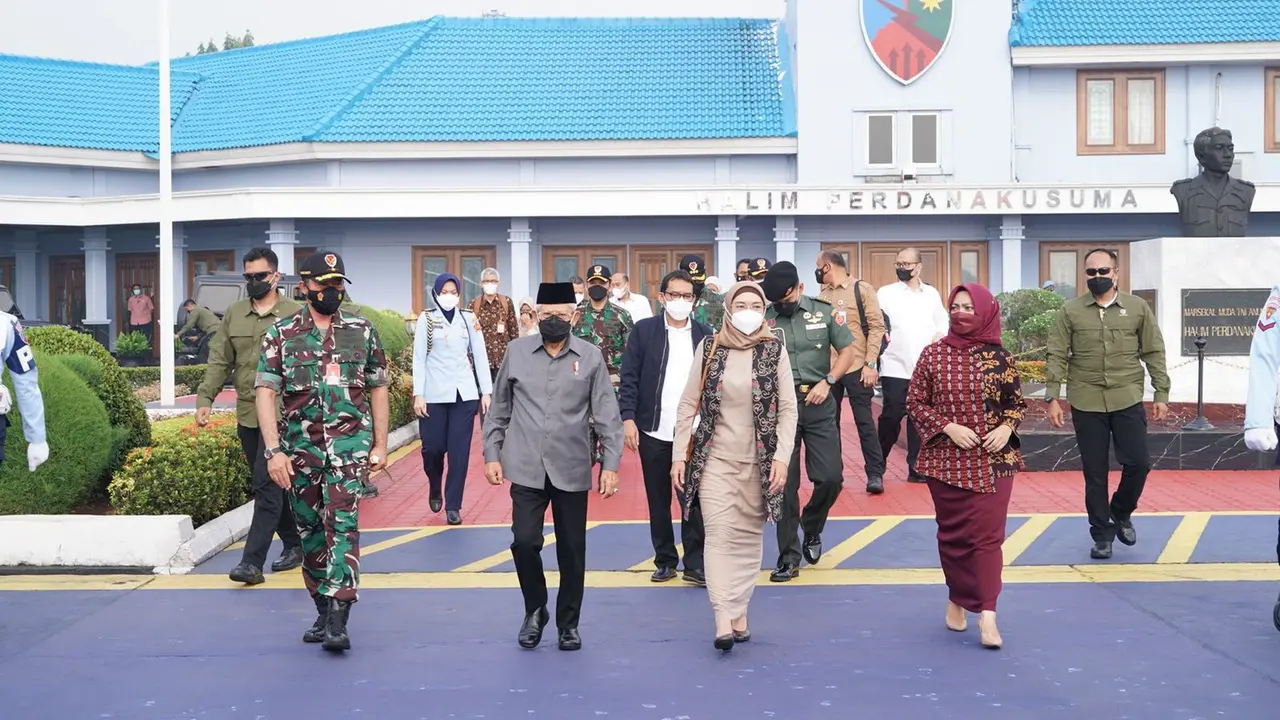 Wapres Ma'ruf Amin bertolak ke Palu, Sulteng melalui Bandara Halim Perdanakusuma, Jakarta Timur