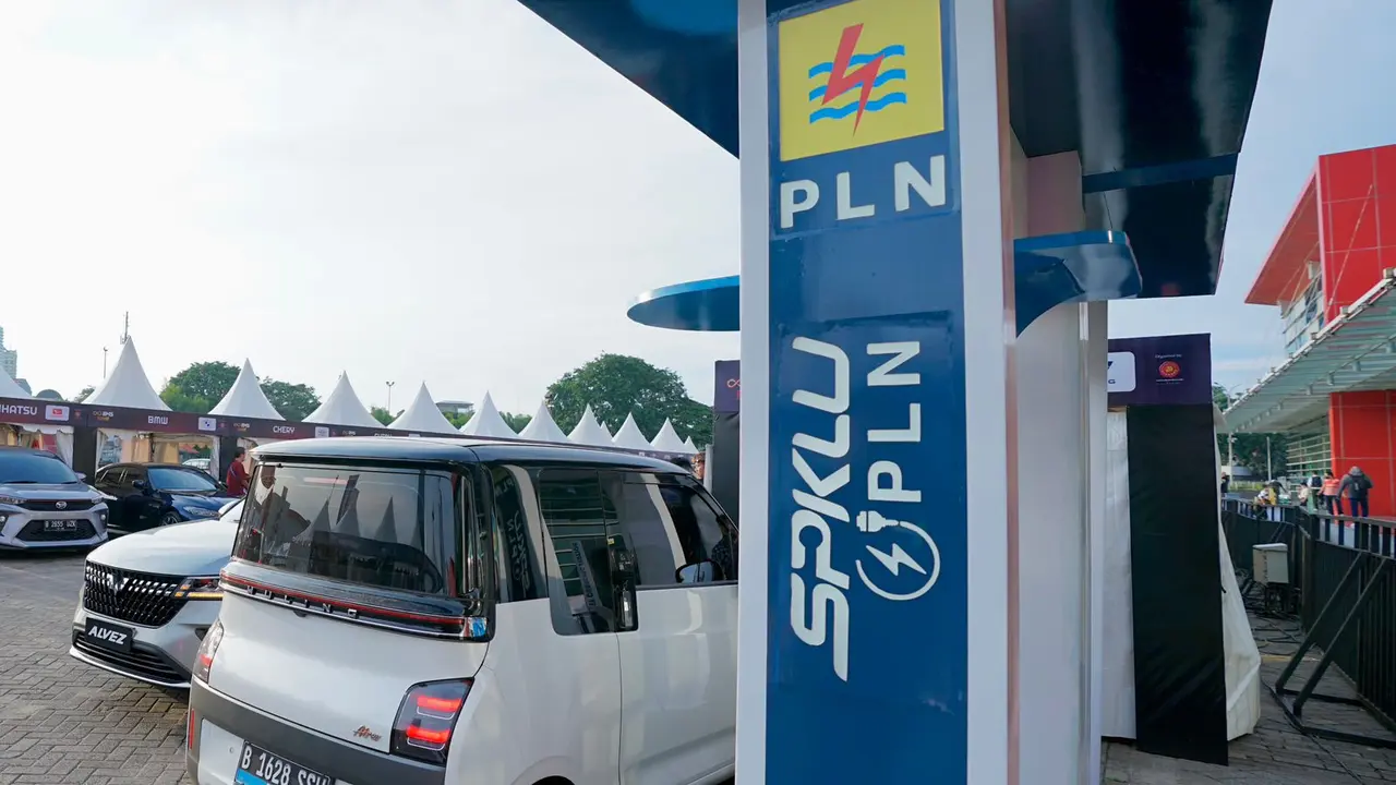 PT PLN (Persero)