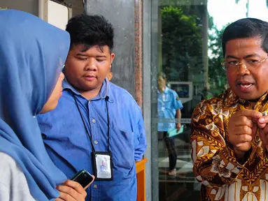Sekretaris jenderal Partai Golkar versi Munas Bali, Idrus Marham mendatangi gedung Kemenkumham, Jakarta, Rabu (4/3/2015). Idrus mengingatkan kubu Agung cs agar tidak mengklaim kemenangan terkait putusan Mahkamah Partai. (Liputan6.com/Yoppy Renato)