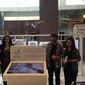 Samsung Electronic Indonesia mengajak MINI Indonesia, Dewi 'Dee' Lestari dan Sir Dandy untuk mengadakan kolaborasi kreatif.  