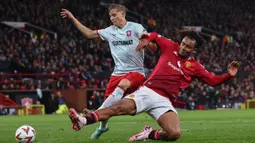Laga antara Manchester United melawan FC Twente berlangsung imbang. (Darren Staples/AFP)
