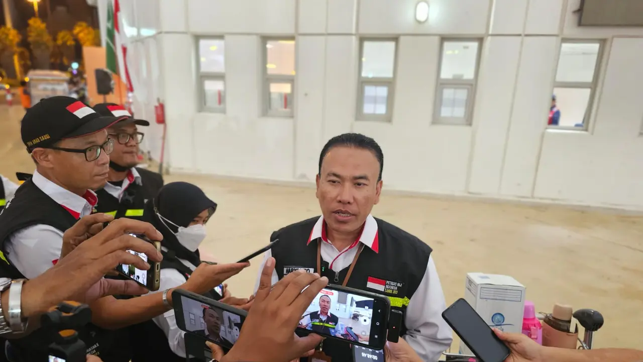 Kadaker Bandara PPIH Arab Saudi, Haryanto. Dia mengungkapkan, ada satu jemaah haji lansia ditanazulkan karena kehilangan paspor.