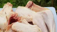 Cara Memasak Ayam Kampung Empuk Tanpa Presto, Cukup Pakai Satu Bahan Ini