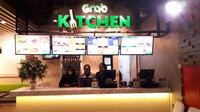 GrabFood mengembangkan GrabKitchen hingga akhir 2019 mereka menargetkan 50 GrabKitchen di seluruh Indonesia (Liputan6.com/Komarudin)